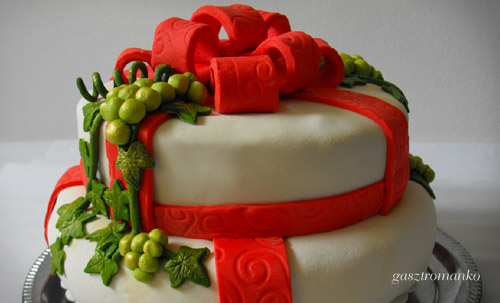 Emeletes szőlő torta recept