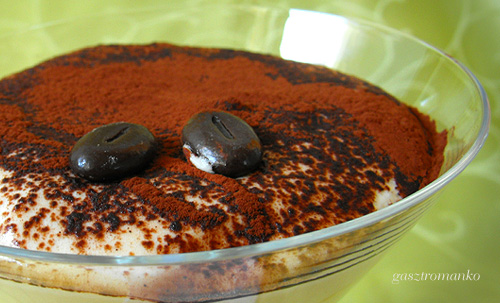 Gasztromankó    recept Recept tiramisu Tiramisu rummal  receptek